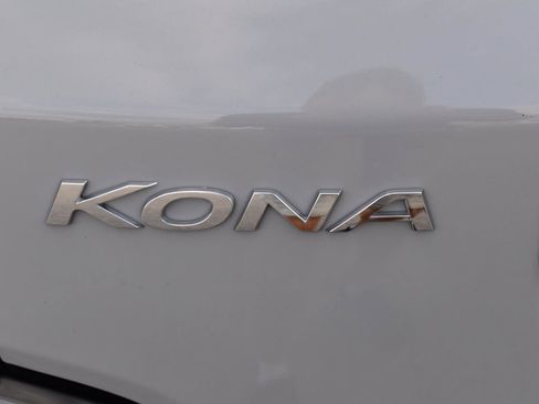 Used 2023 Hyundai Kona SEL w/ Winter Weather Package FWD image 9