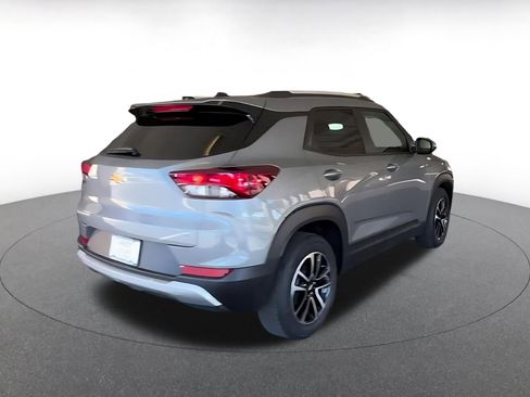 Used 2025 Chevrolet TrailBlazer LT image 12