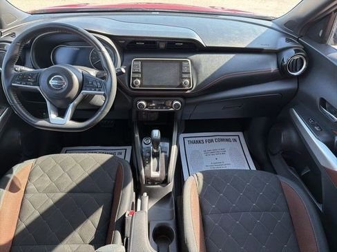 Used 2020 Nissan Kicks SR FWD image 23