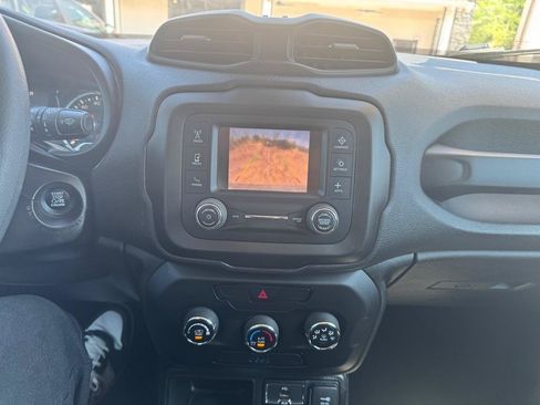 Used 2020 Jeep Renegade Sport w/ Sport Appearance Group FWD image 13