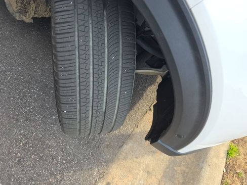 Used 2021 Ford Explorer ST w/ Equipment Group 401A image 6