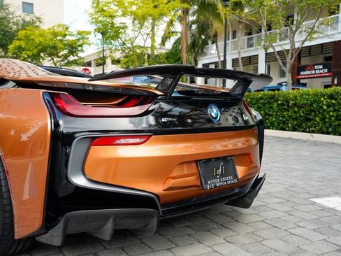 Used 2019 BMW i8 Roadster AWD/4WD image 51