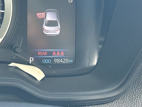 Used 2021 Toyota Corolla LE FWD image 32