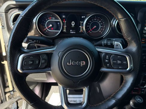 Used 2021 Jeep Wrangler Unlimited Rubicon AWD/4WD image 27