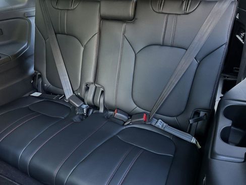 New 2025 Honda Pilot Black Edition image 12