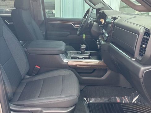 New 2025 Chevrolet Silverado 1500 LT w/ Z71 Off-Road Package image 37