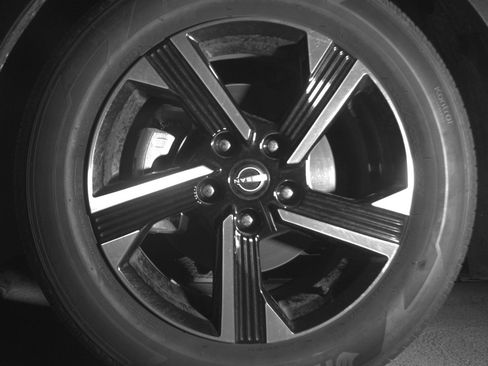 Used 2025 Nissan Sentra SV FWD image 23