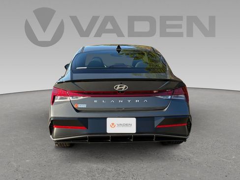 New 2026 Hyundai Elantra SEL Sport Premium image 20