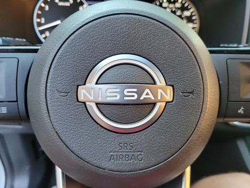 Used 2023 Nissan Rogue SV FWD image 29