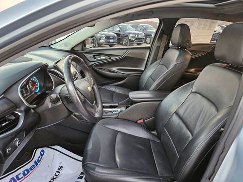 Used 2018 Chevrolet Malibu Premier image 21