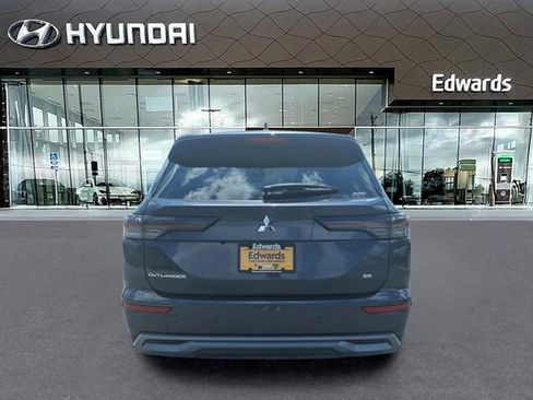 Used 2025 Mitsubishi Outlander SE AWD/4WD image 8