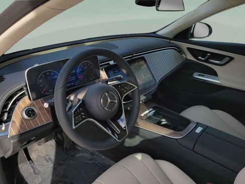 Used 2026 Mercedes-Benz E 350 Sedan image 19