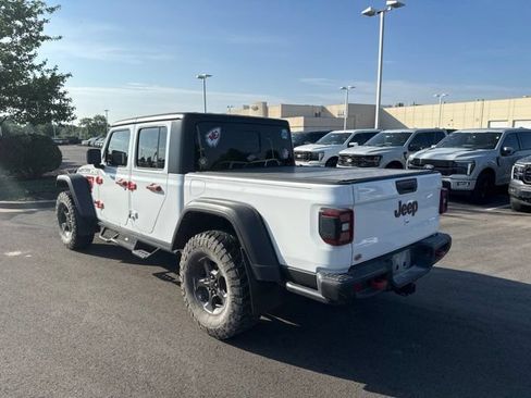Used 2021 Jeep Gladiator Rubicon AWD/4WD image 4