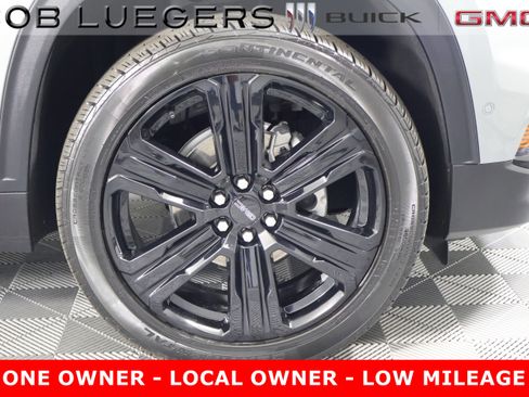 Certified 2025 GMC Acadia Elevation w/ Super Cruise Package image 3