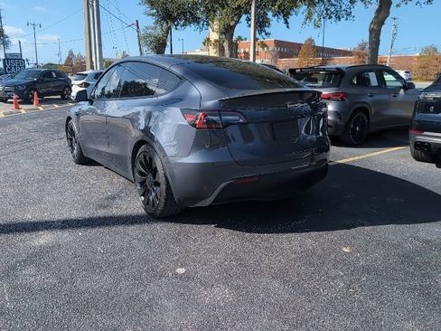 Used 2022 Tesla Model Y Performance image 4