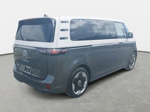 New 2025 Volkswagen ID. Buzz Pro S image 5