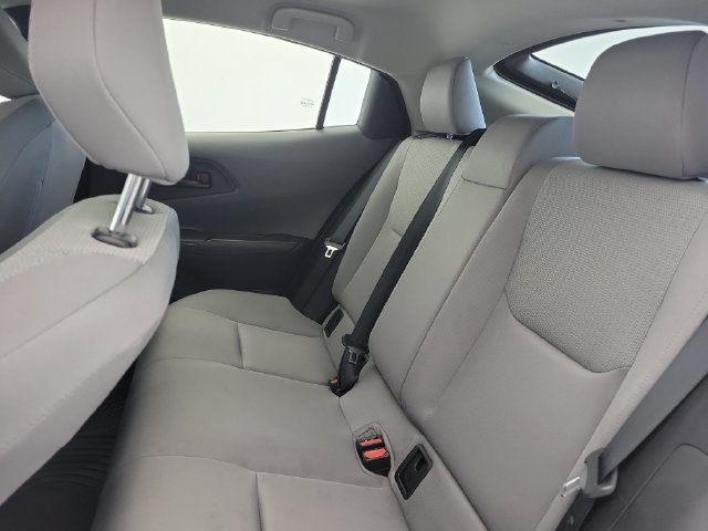 Used 2024 Toyota Prius LE FWD image 11