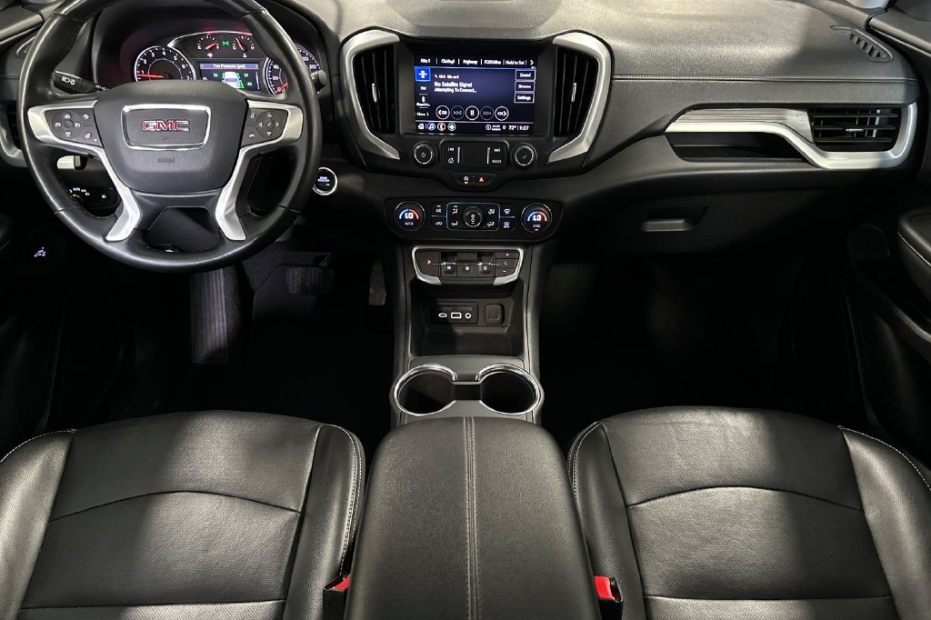 Used 2024 GMC Terrain SLT AWD/4WD image 15