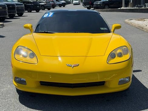Used 2007 Chevrolet Corvette Coupe w/ Preferred Equipment Group RWD image 7