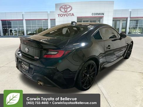 Certified 2022 Toyota GR86 Premium image 8