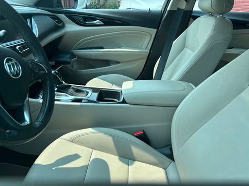 Used 2021 Buick Encore GX Select w/ Sport Touring Package AWD/4WD image 2
