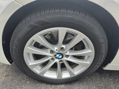 Used 2017 BMW 320i xDrive Sedan AWD/4WD image 41