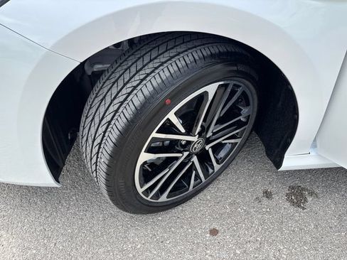 New 2026 Toyota Camry XLE FWD image 34
