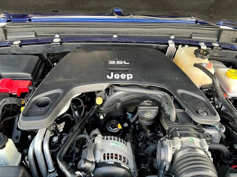 Used 2020 Jeep Wrangler Unlimited Sport S AWD/4WD image 30