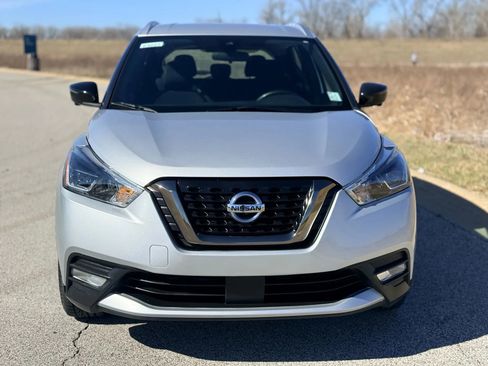 Used 2020 Nissan Kicks SR image 24