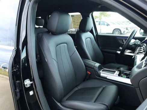 Used 2024 Mercedes-Benz GLB 250 image 26