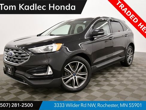 Used 2019 Ford Edge Titanium w/ Canadian Touring Package image 1