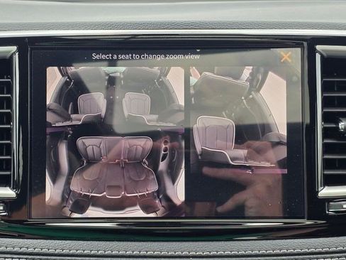 New 2027 Chrysler Pacifica Limited AWD/4WD image 35