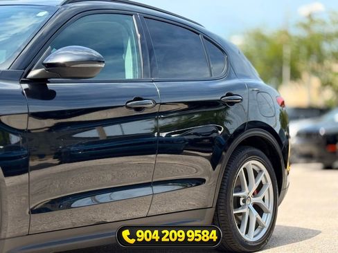 Used 2018 Alfa Romeo Stelvio Sport w/ Quick Order Package 22J Sport AWD/4WD image 3