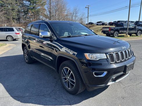 Used 2018 Jeep Grand Cherokee Limited image 7