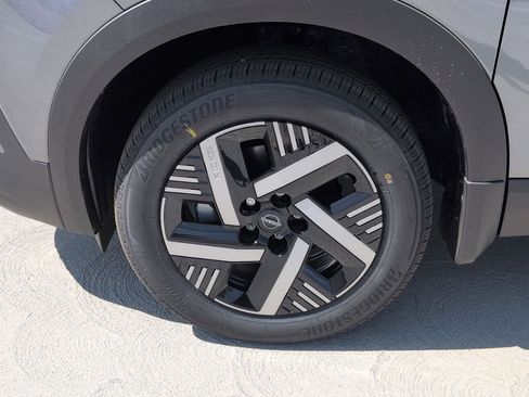 New 2026 Nissan Kicks SV FWD image 9