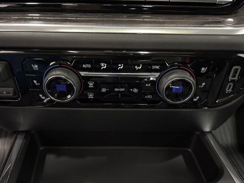 New 2026 Chevrolet Silverado 1500 LTZ w/ LTZ Premium Package AWD/4WD image 23