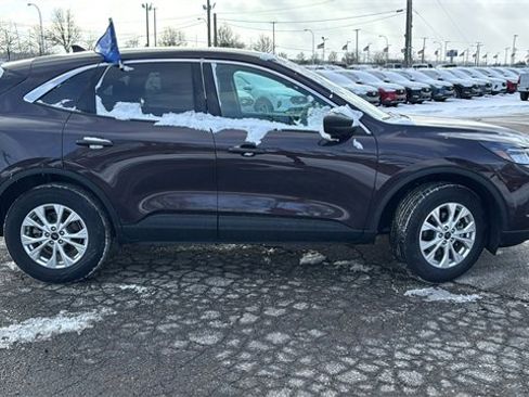 Certified 2023 Ford Escape Active image 3