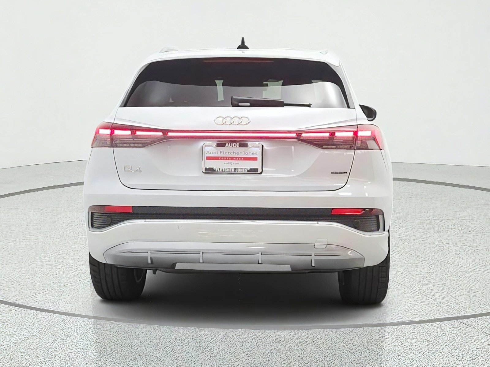 Used 2023 Audi Q4 e-tron Premium Plus w/ Premium Plus AWD/4WD image 6