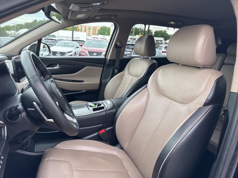Used 2022 Hyundai Santa Fe SEL w/ Convenience + Premium Package FWD image 13