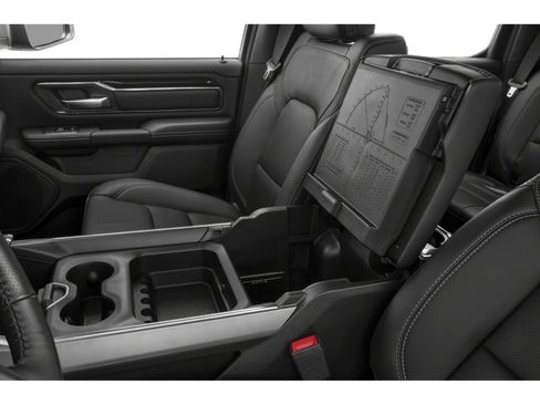 Used 2022 RAM 1500 Big Horn AWD/4WD image 9