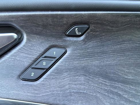 Used 2023 Jeep Grand Cherokee Overland w/ Advanced Protech Group III image 30