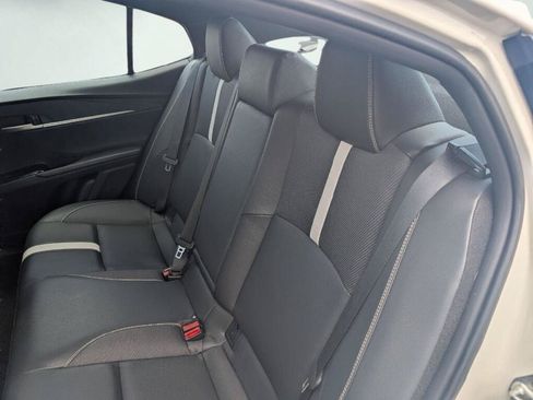 Used 2025 Toyota Camry SE FWD image 34