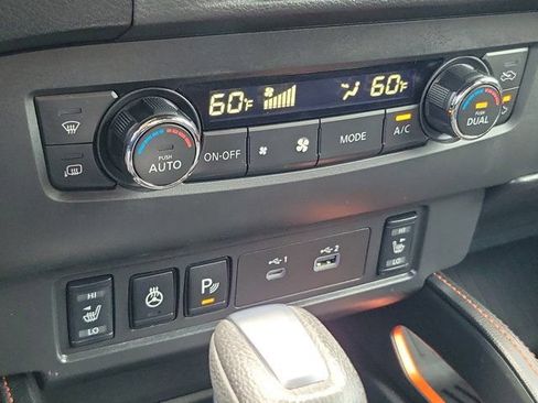 Used 2023 Nissan Frontier PRO-4X w/ Pro Convenience Package AWD/4WD image 28