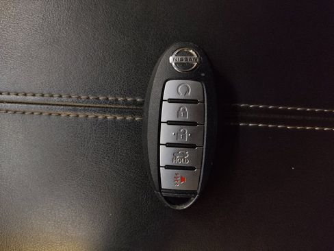 Used 2022 Nissan Sentra SV w/ All-Weather Package FWD image 32
