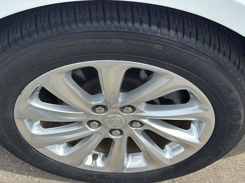 Used 2014 Buick LaCrosse Leather FWD image 9