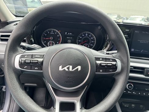 Used 2023 Kia K5 LXS FWD image 23
