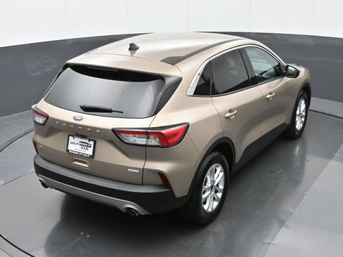 Used 2020 Ford Escape SE FWD image 32