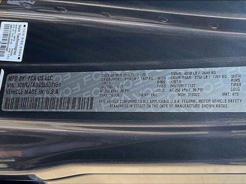 New 2025 Jeep Gladiator Sport image 20