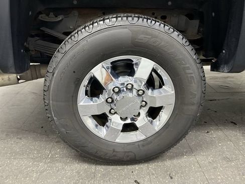 Certified 2017 GMC Sierra 3500 Denali w/ Duramax Plus Package AWD/4WD image 34