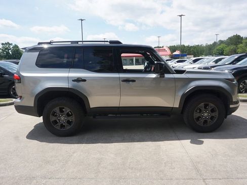 Used 2024 Lexus GX 550 AWD/4WD image 22